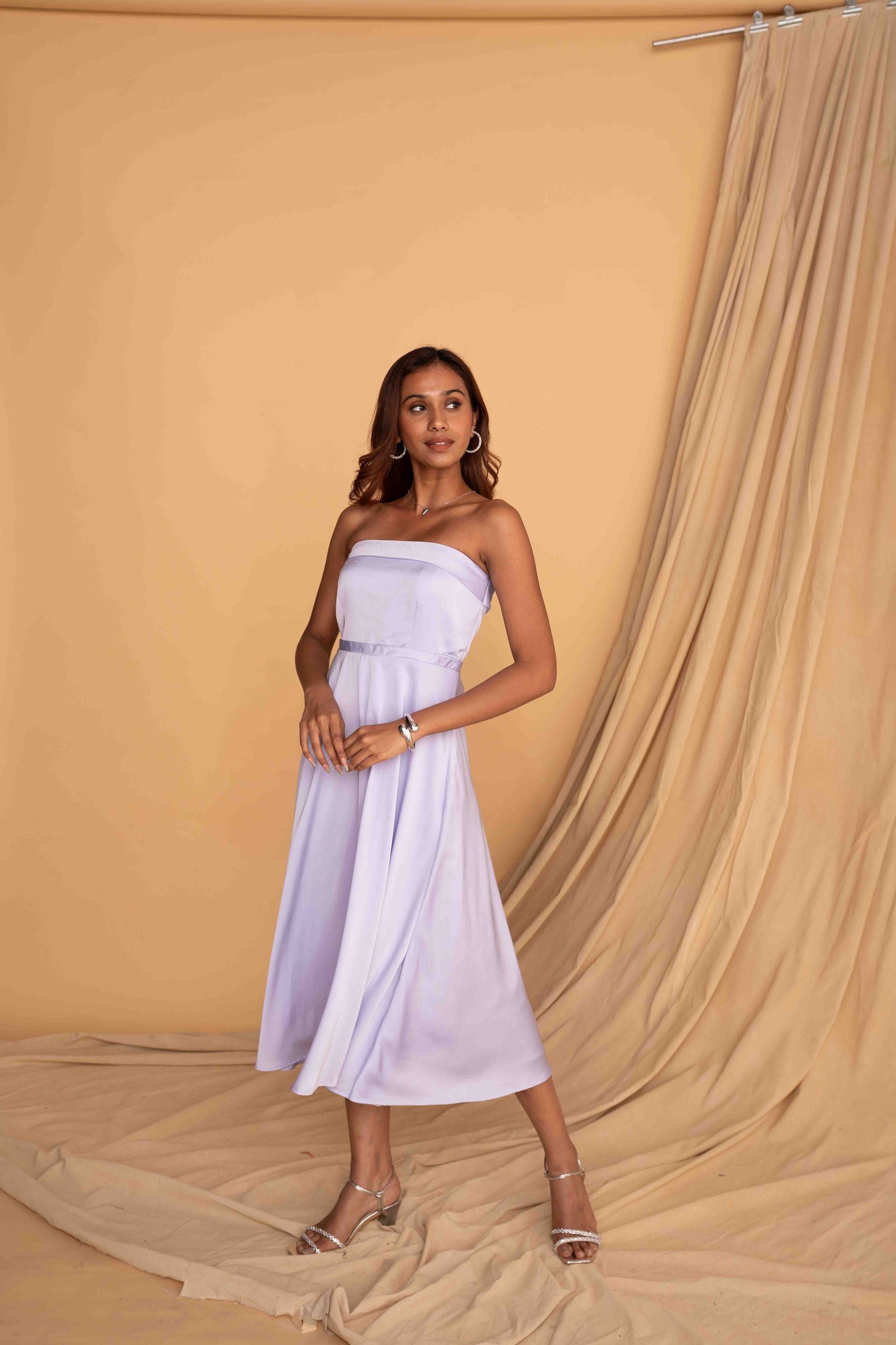 Mileenia Lavender Strapless Flowy Midi Dress