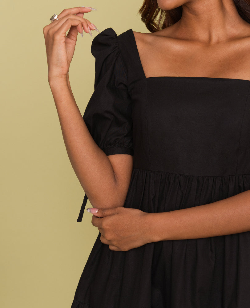 Mileenia Black Cotton Puff Sleeve Tiered Midi Dress
