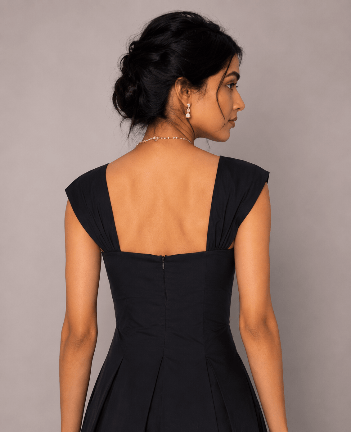 Black Pleated Maxi Dress - Mileenia