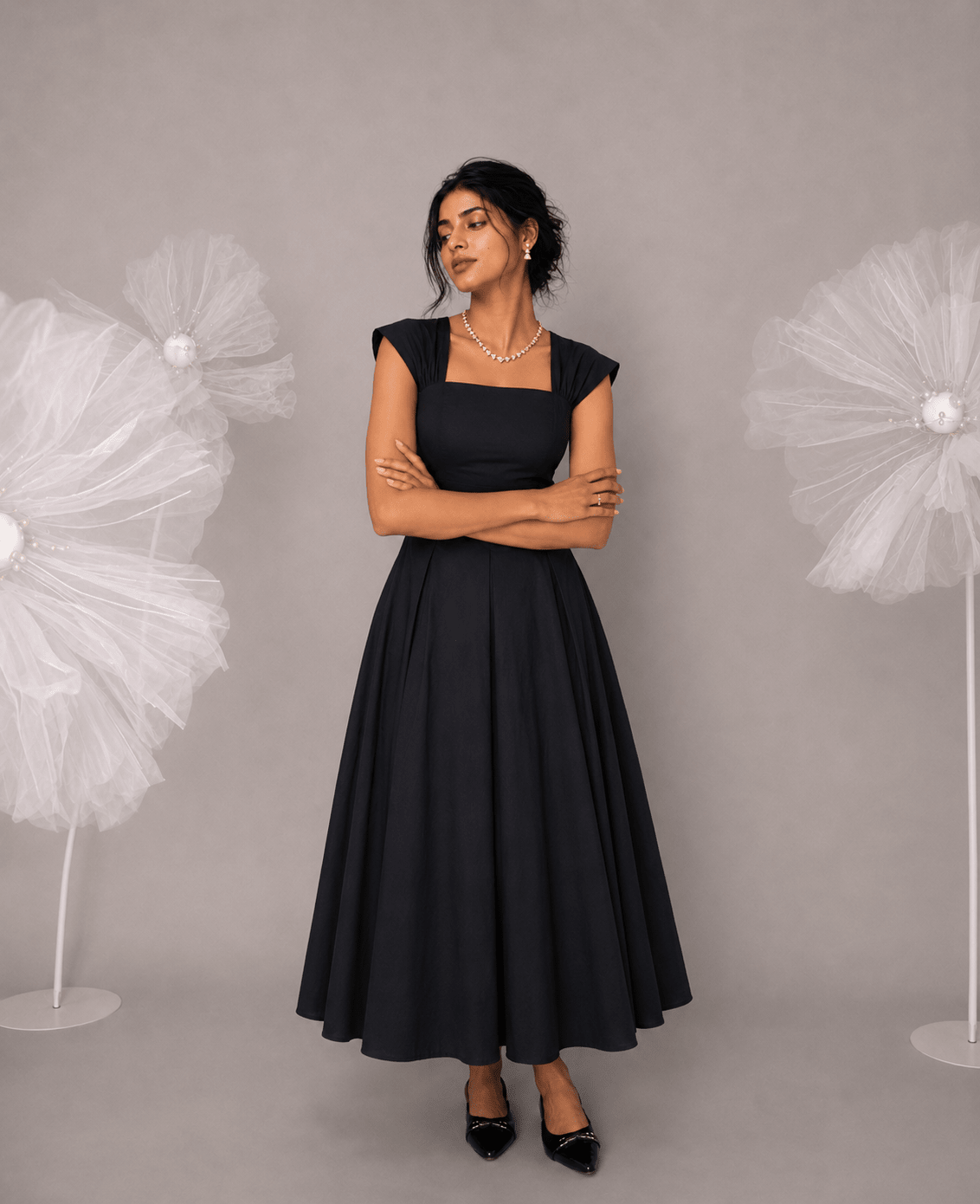 Black Pleated Maxi Dress - Mileenia