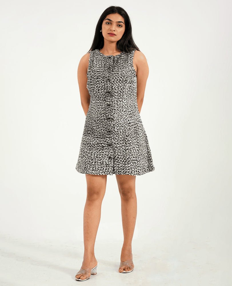 Black & White Boat Neck Dress - Mileenia