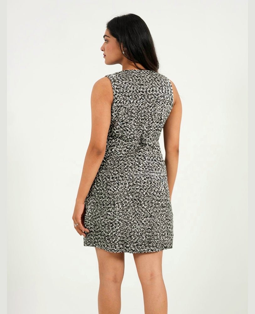 Black & White Boat Neck Dress - Mileenia