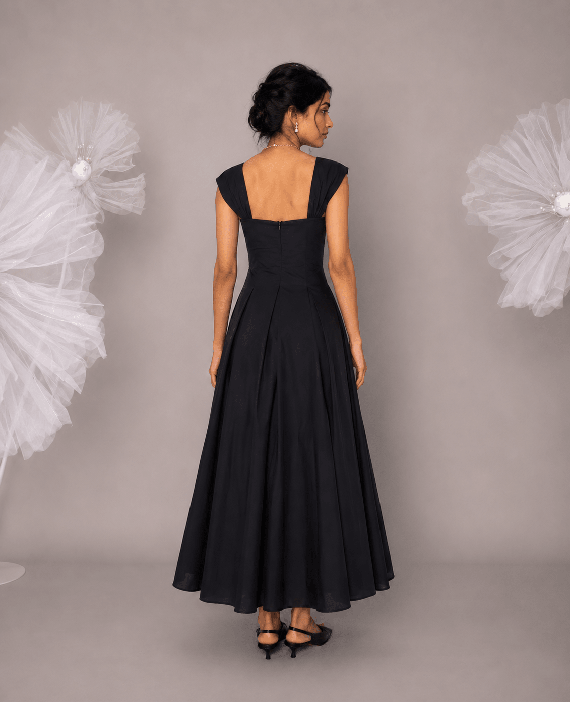 Black Pleated Maxi Dress - Mileenia